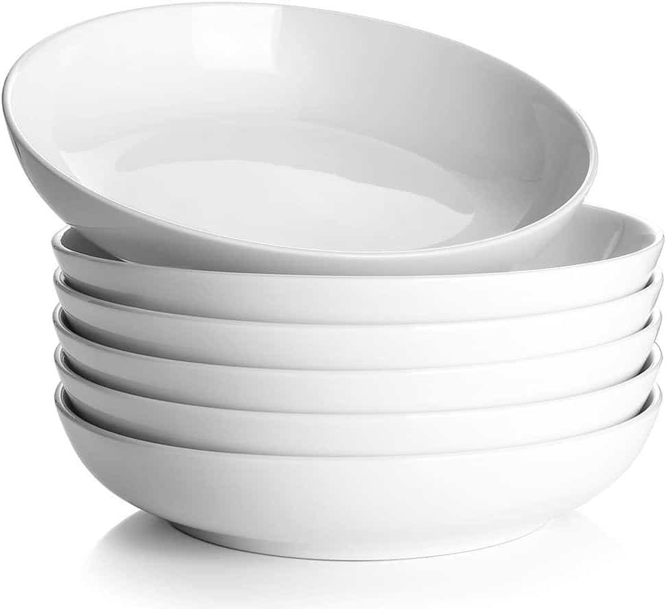 White low bowls.
