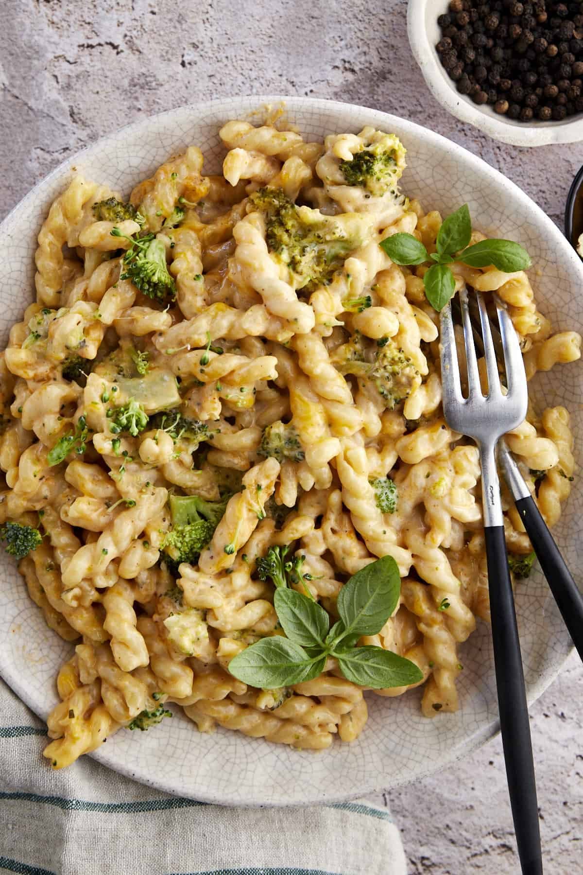 brocolli-and-cheese-pasta-bake1147