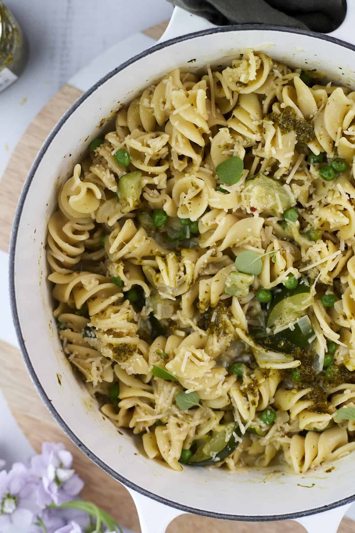 creamy pesto pasta in a dutch oven
