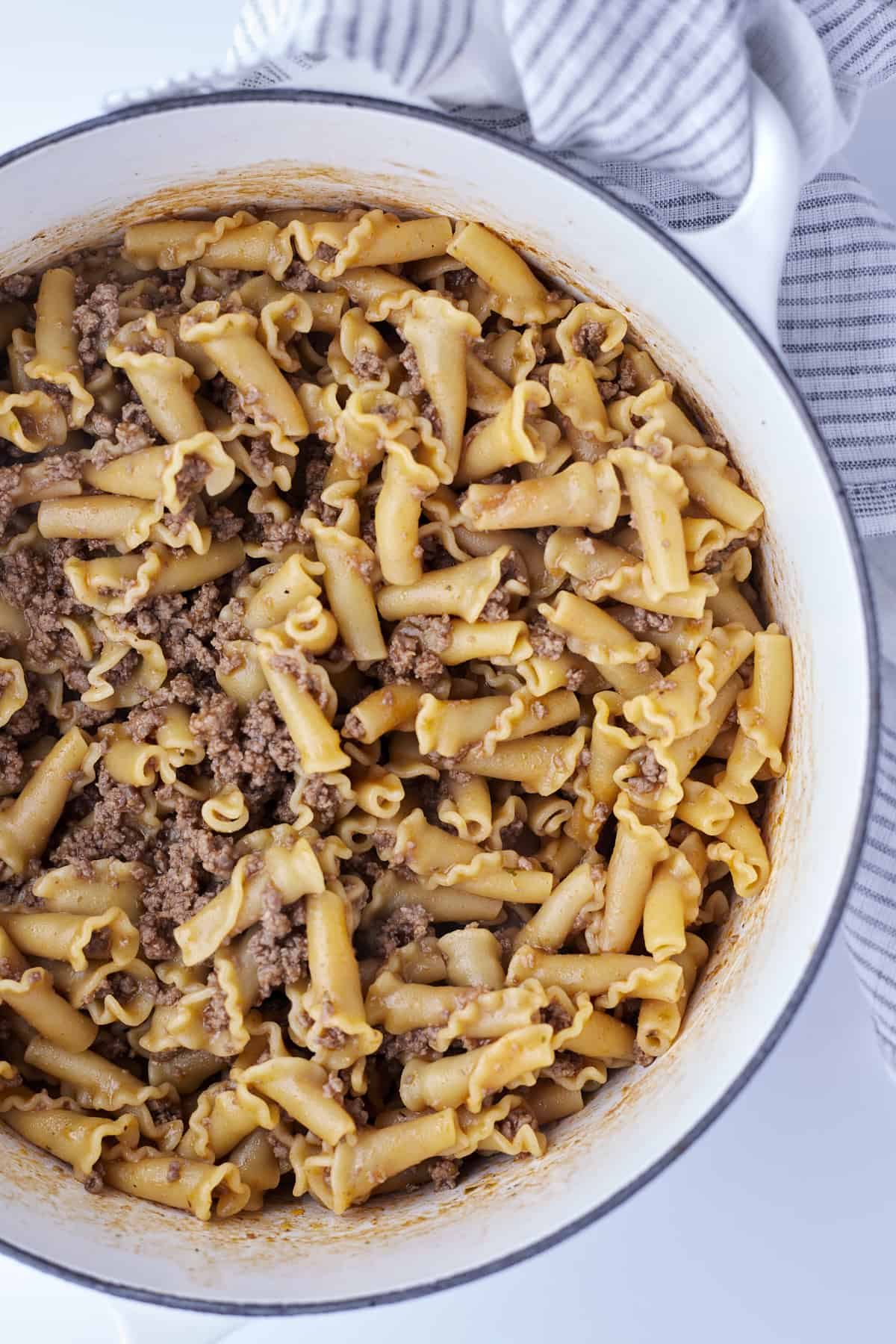 cooked one pot hamburger pasta.