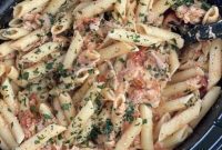 Effortless Slow Cooker Creamy Tuscan Chicken Pasta