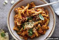 Effortless One-Pot Lasagna
