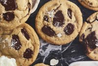 Perfectly Chewy Chocolate Chip Cookies