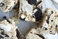 Cookies ‘n Cream Krispie Bars