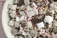 Festive Christmas Puppy Chow