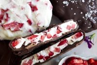 Frozen Strawberry Chocolate Yogurt Bites