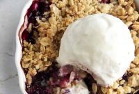 Golden Mixed Berry Crisp