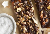 Sweet Salty Caramel Apple Pretzel Bark