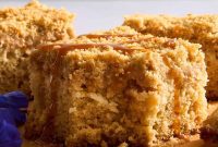 Golden Apple Streusel Coffee Cake