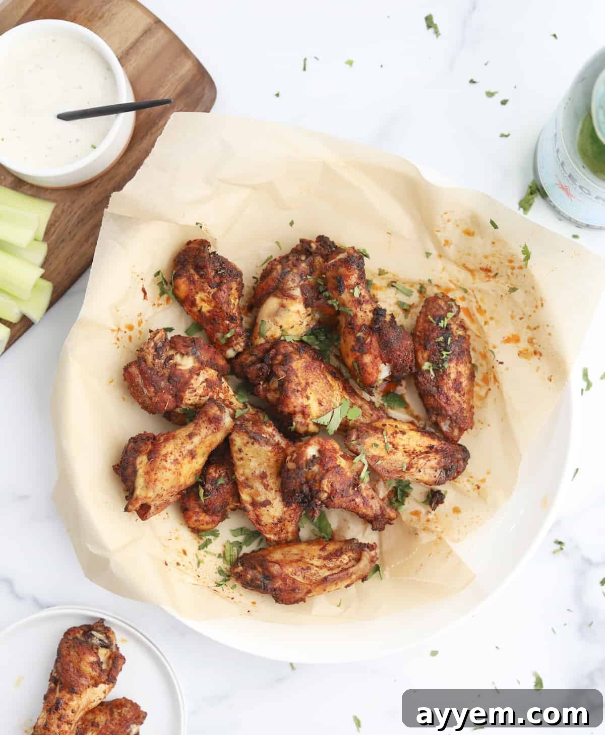 a plate of crispy air fryer chicken wings