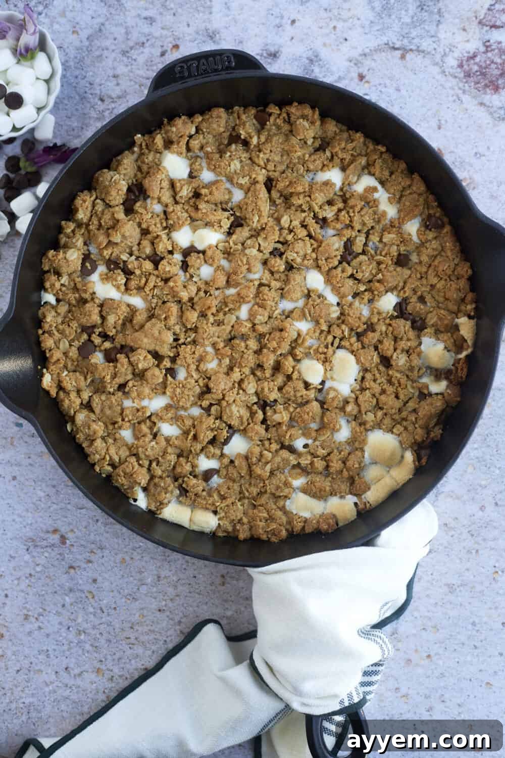 Overhead image of a S'mores cookie skillet.