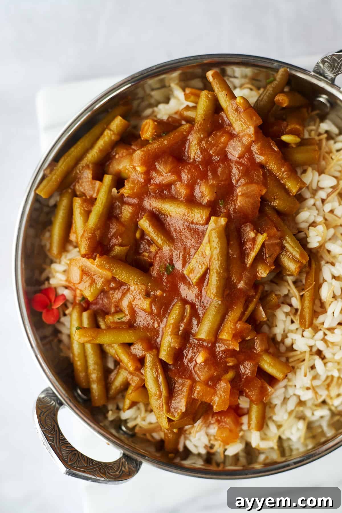 Fasooliya over Vermicelli rice