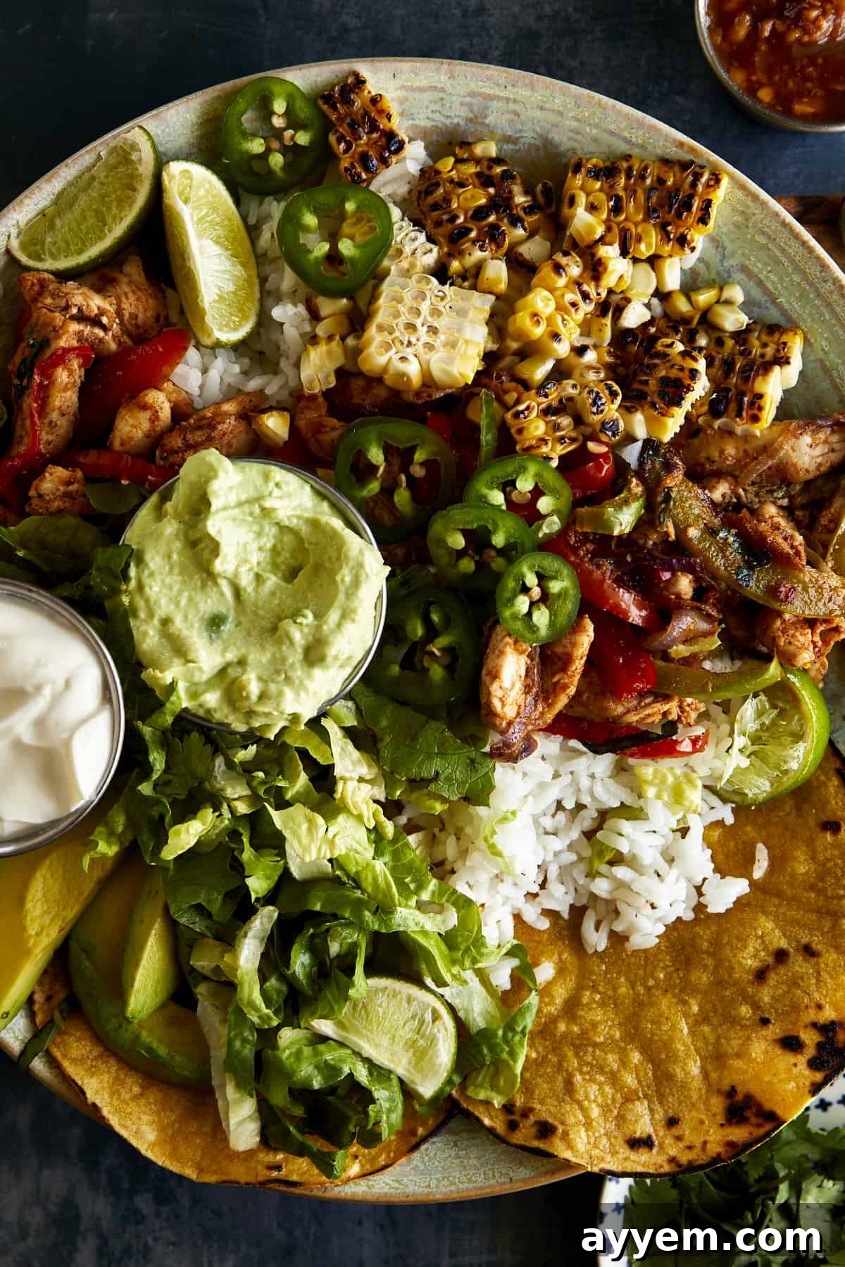 Easy Chicken Fajita Bowls
