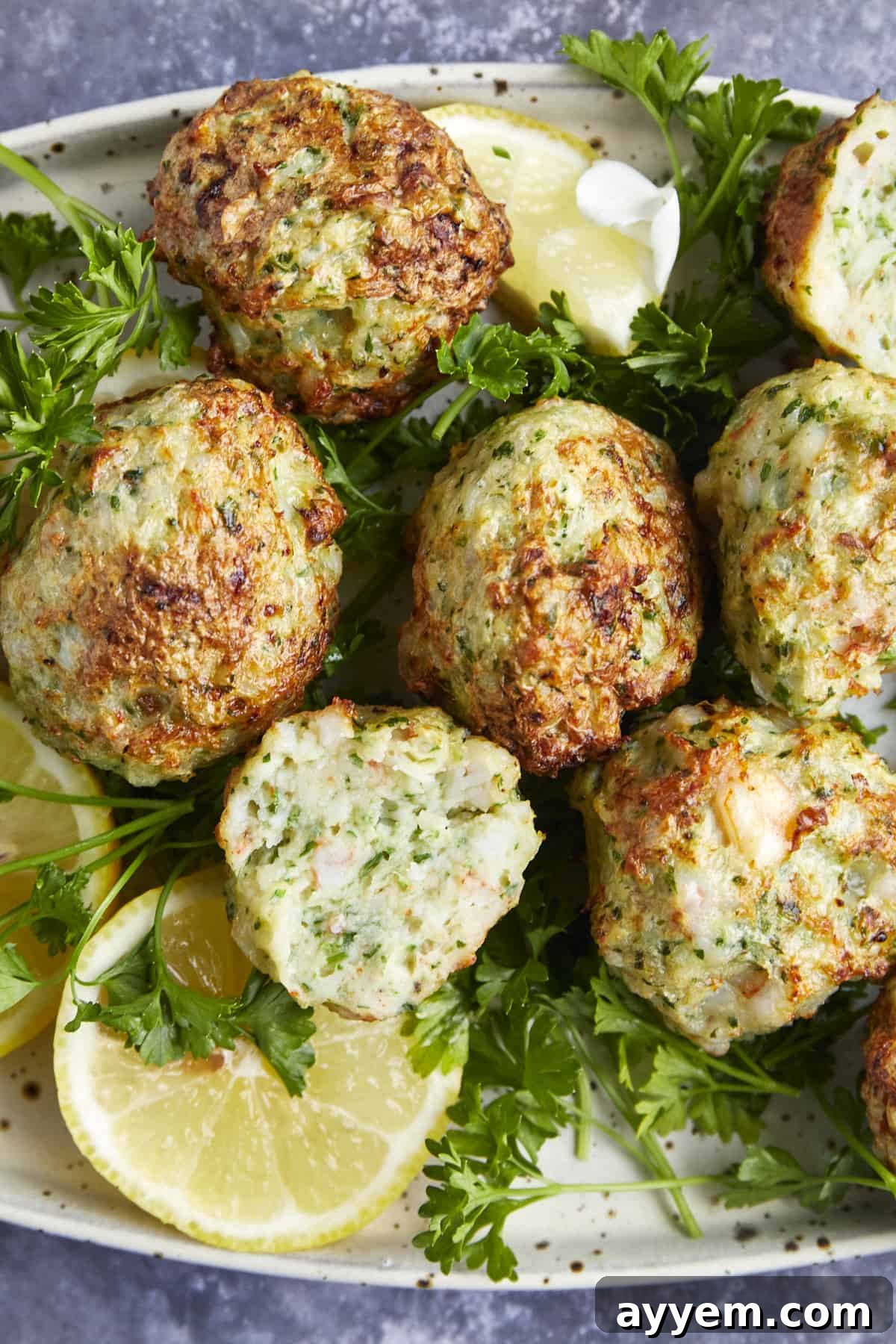 Shrimp kofta on a serving platter. 