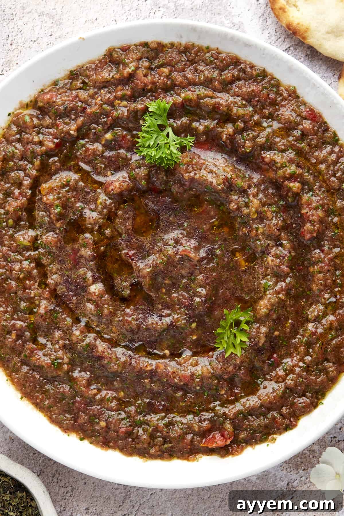 A bowl of Turkish ezme. 