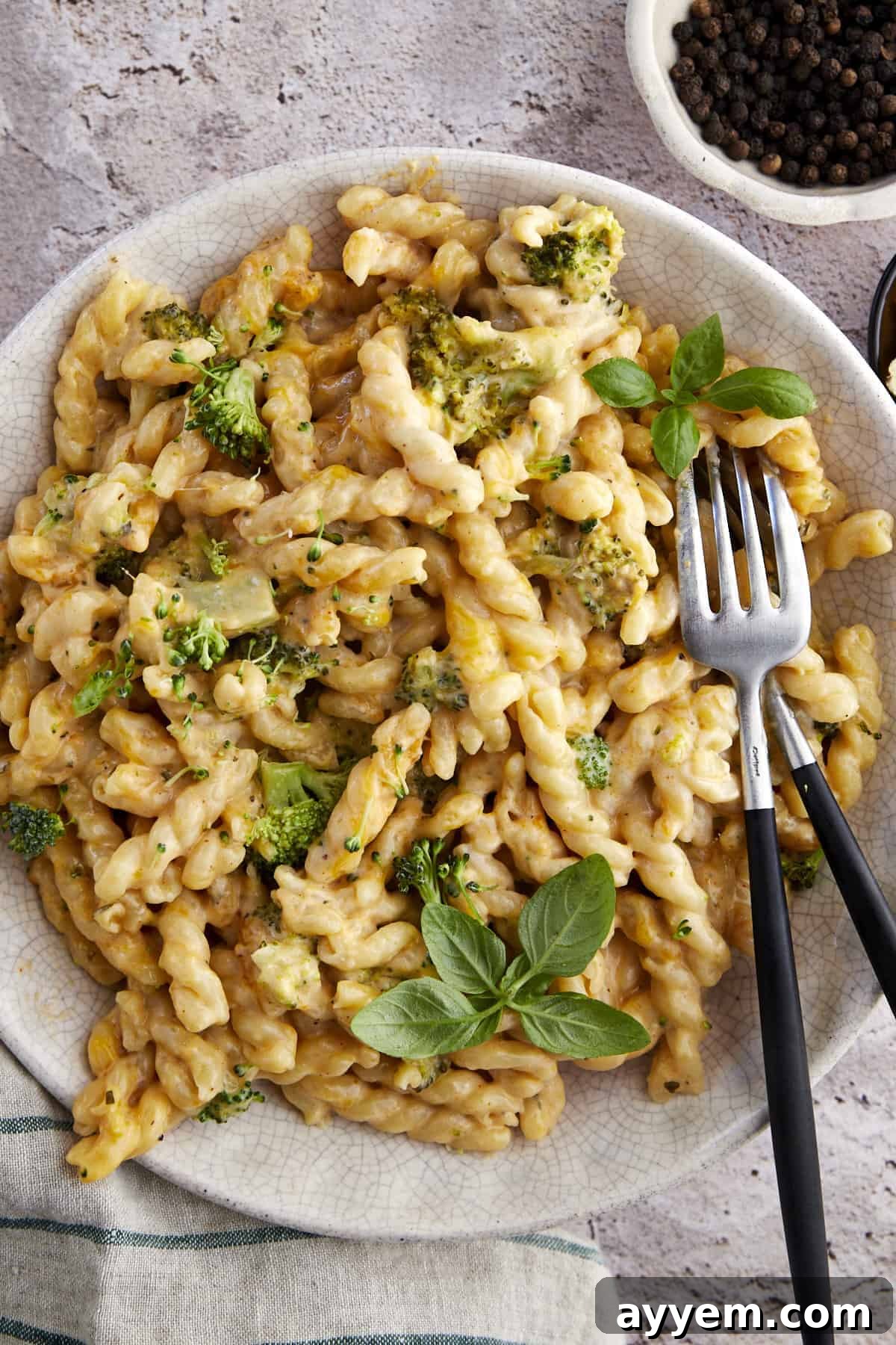 Baked Broccoli Mac and Cheese