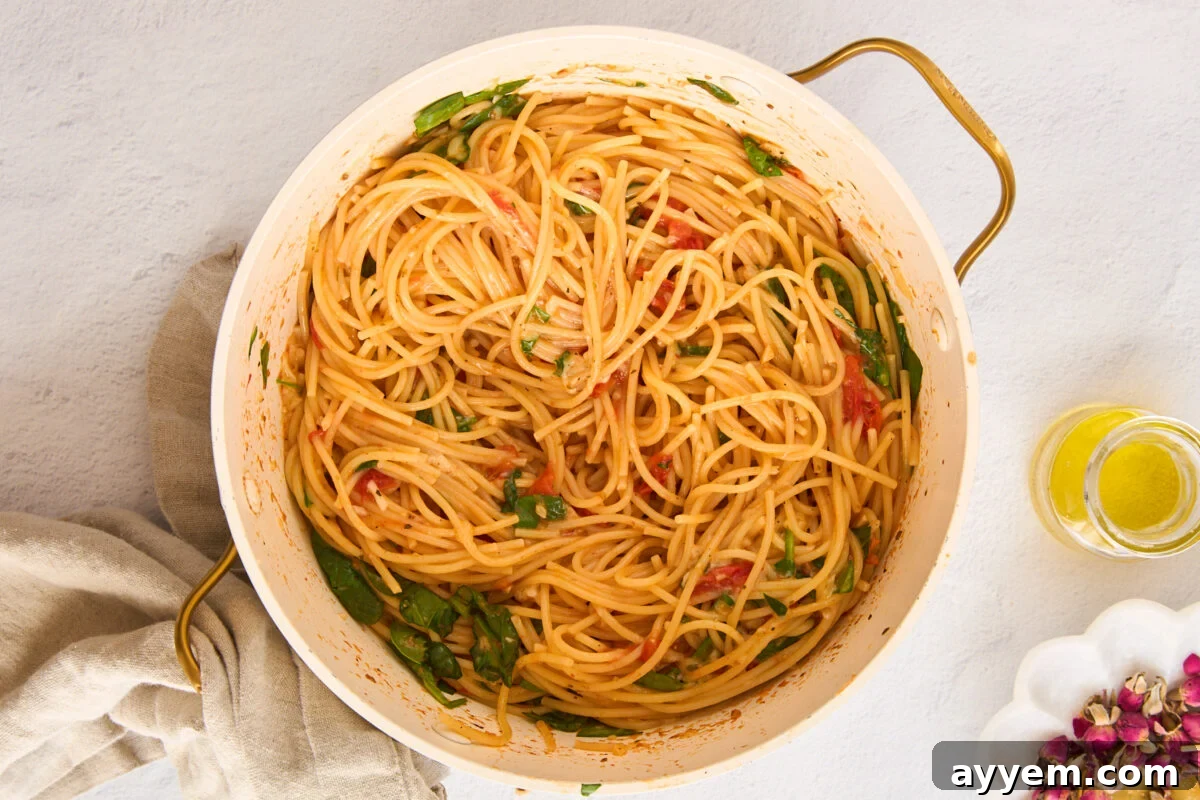 Cooked Meghan Markle pasta in a pot.